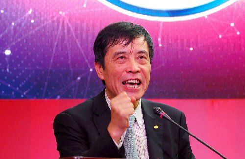 “现在我们专注于周末对阵拉齐奥的联赛，他们也是参加欧冠并且晋级16强赛的球队，所以我们将与强大的对手进行比赛，希望能与他们上演精彩的对决。